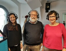 Stefanie, Roland S. und Ingrid D. sprechen im Podcast Demenz & Du 
