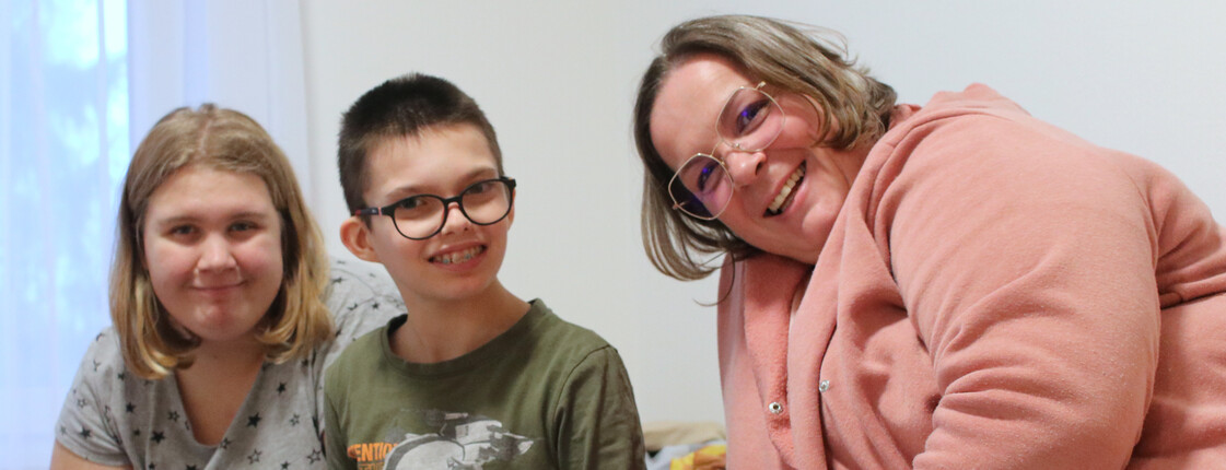 Die WGs in St. Isidor sind für die Kinder oft ein Familienersatz – und so arbeitet und lebt es sich dort auch wie in einer Familie.