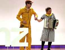 Mann und Frau mit Zieharmonika